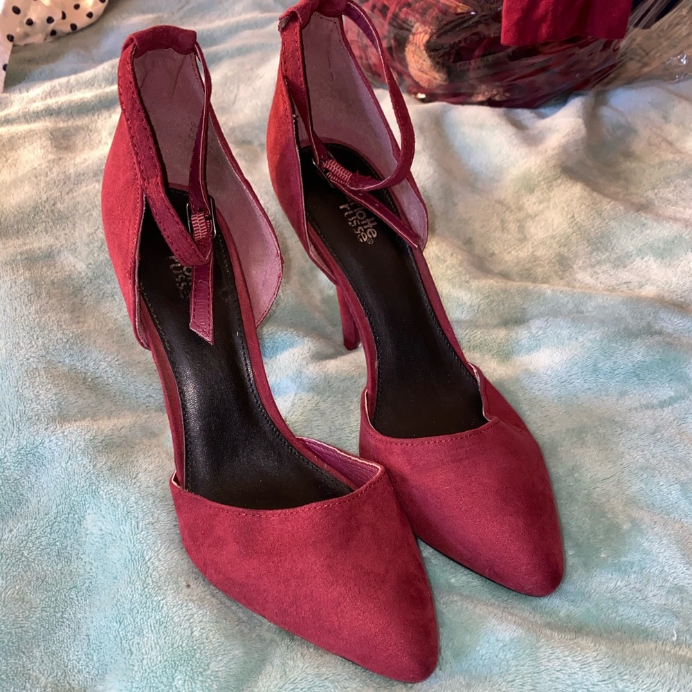 Heels size 8